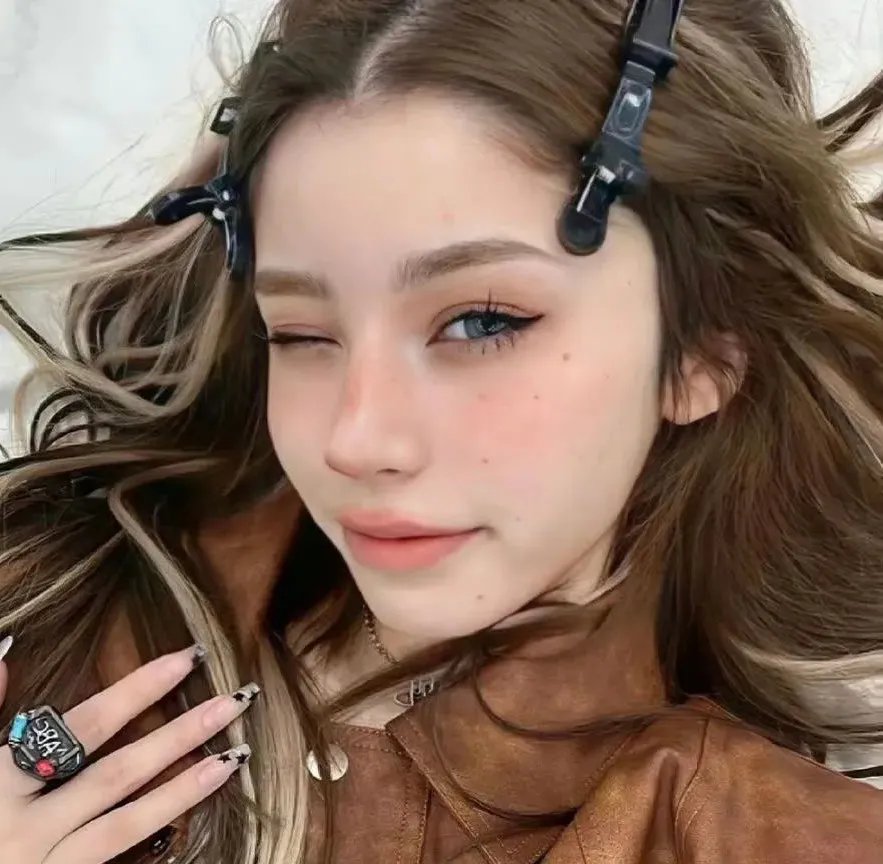提防小手